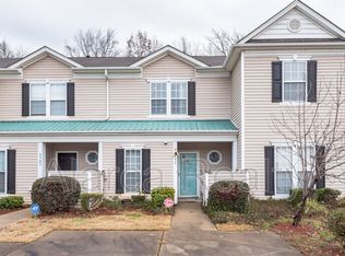 1711 Holliford Ct #L-107C, Charlotte, NC 28215