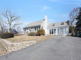 140 Gay St, Norwood, MA 02062