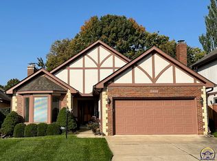 2327 SW Brookhaven Ln #7, Topeka, KS 66614