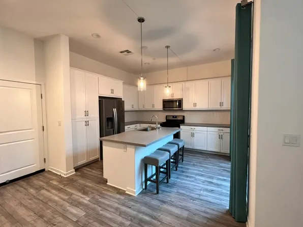 4240 Horvath St #105, Corona, CA 92883