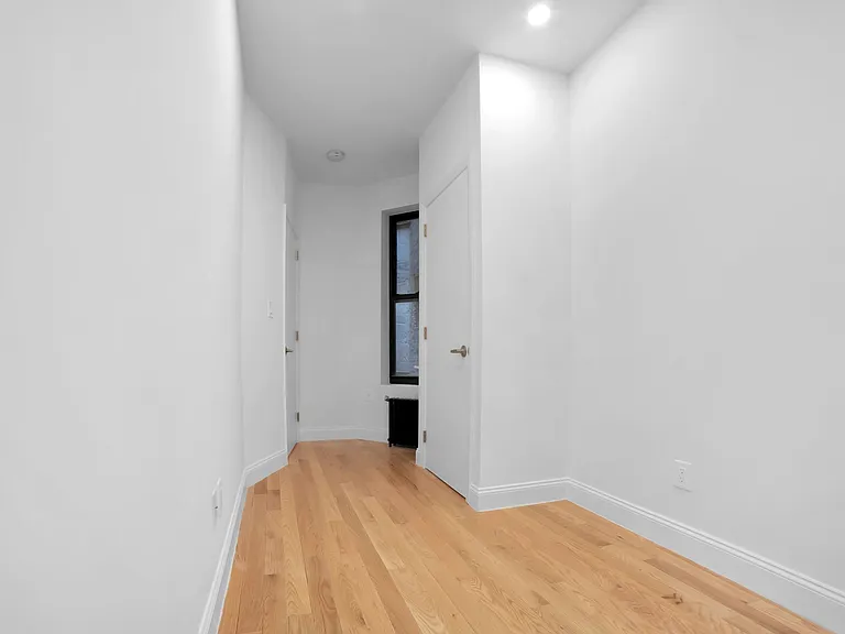 317 E 89th St #3E — Photo 8