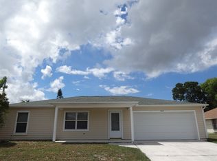 3090 SW Boxwood Cir, Pt Saint Lucie, FL 34953
