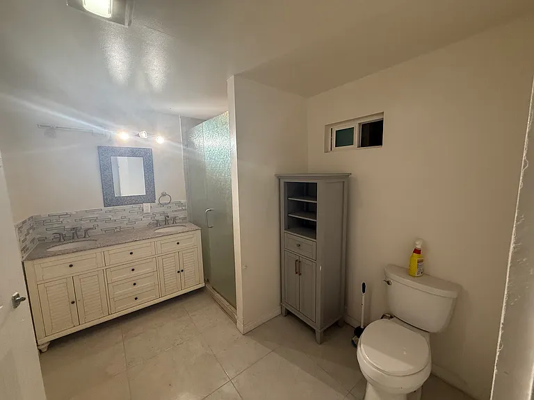 1536 Luke Ln #1 — Photo 5