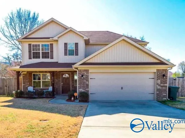2515 Weatherstone Rd, Huntsville, AL 35803