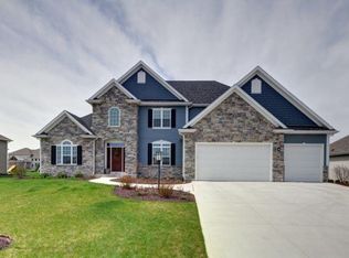 9928 49th Ave, Pleasant Prairie, WI 53158