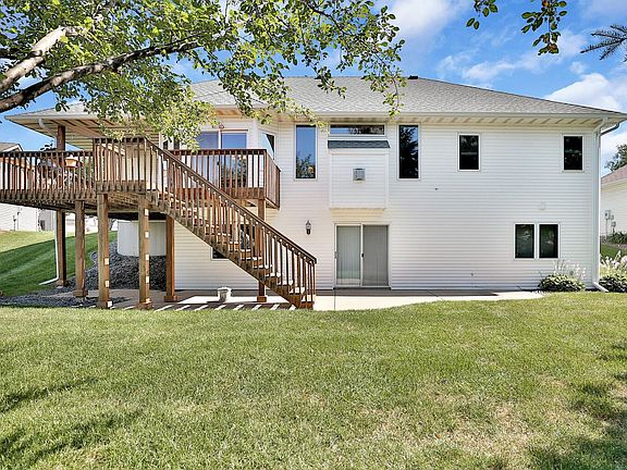 4th image of 2420 Eagle Valley Dr
