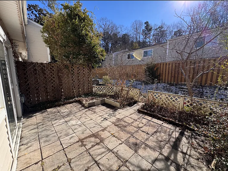 220 Elizabeth St #E8 — Photo 25
