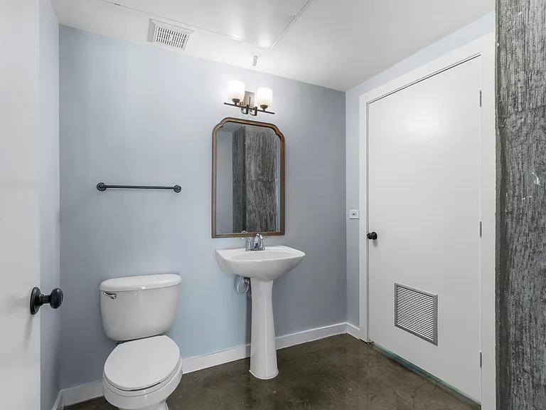 2000 Bagby St #5403 — Photo 11