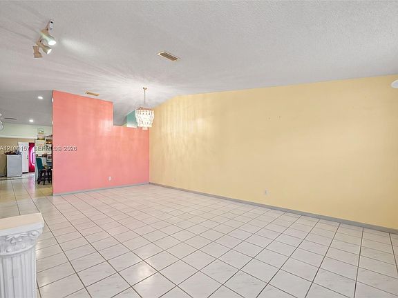 4th image of 1280 SW 142nd Ave