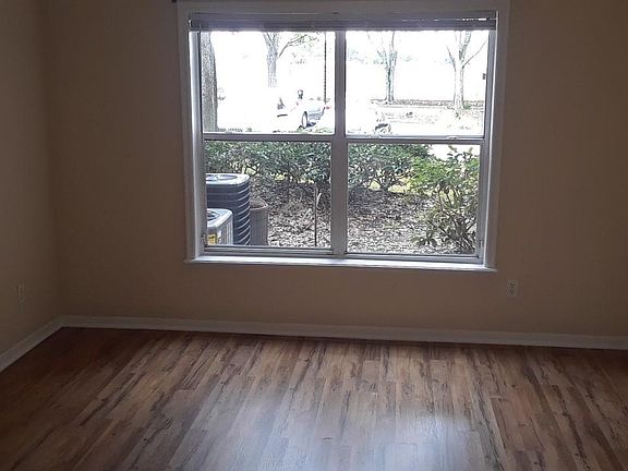3rd image of 8939 Latrec Ave APT 107