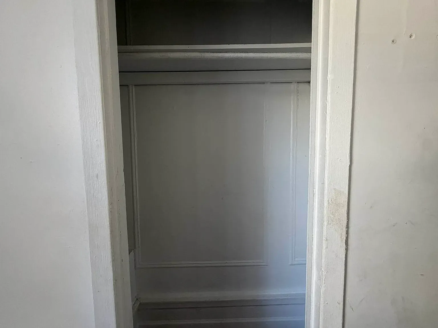954 East 15th Street — Photo 4