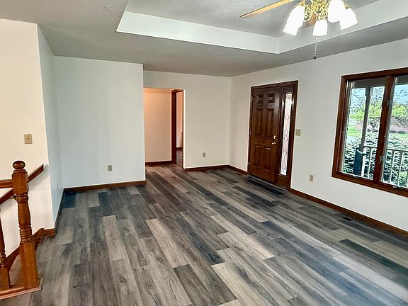 5th image of 1013 W Vine St