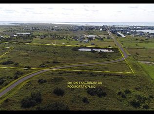 501-599 E Sagebrush Dr, Rockport, TX 78382