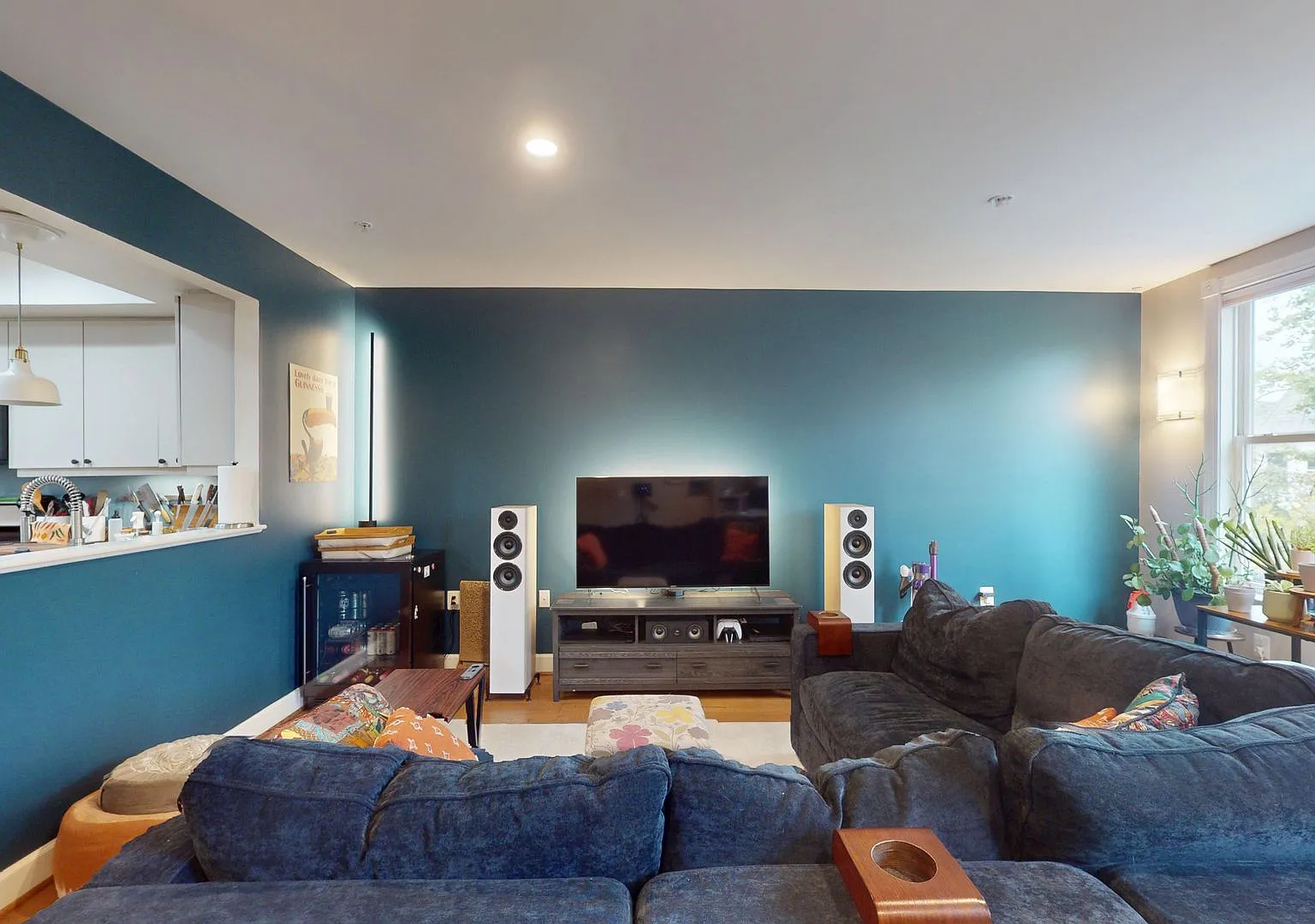 1,500 Square Foot Two Bedroom Duplex- Pets Welcomed, Off Street Parking, & Much More! — Photo 3