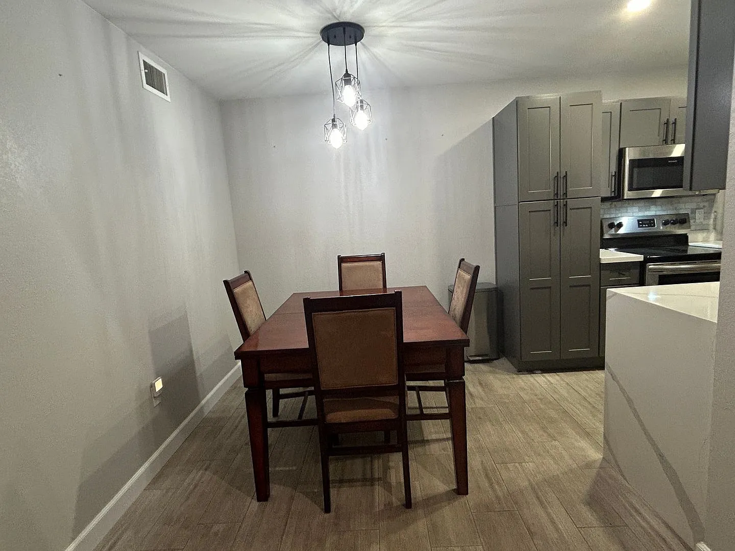 1 Bedroom, 1 Bath in Dobson Ranch — Photo 4