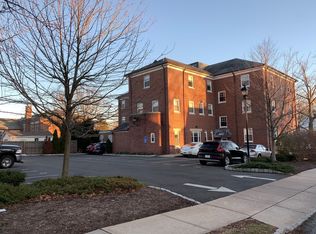 256 Franklin Ave #1A, Maplewood, NJ 07040