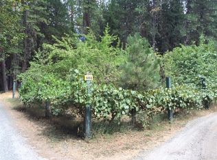 5553 Riverbanks Rd, Grants Pass, OR 97527