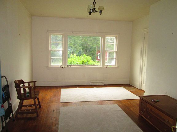 2nd image of 515 Water St APT 1N