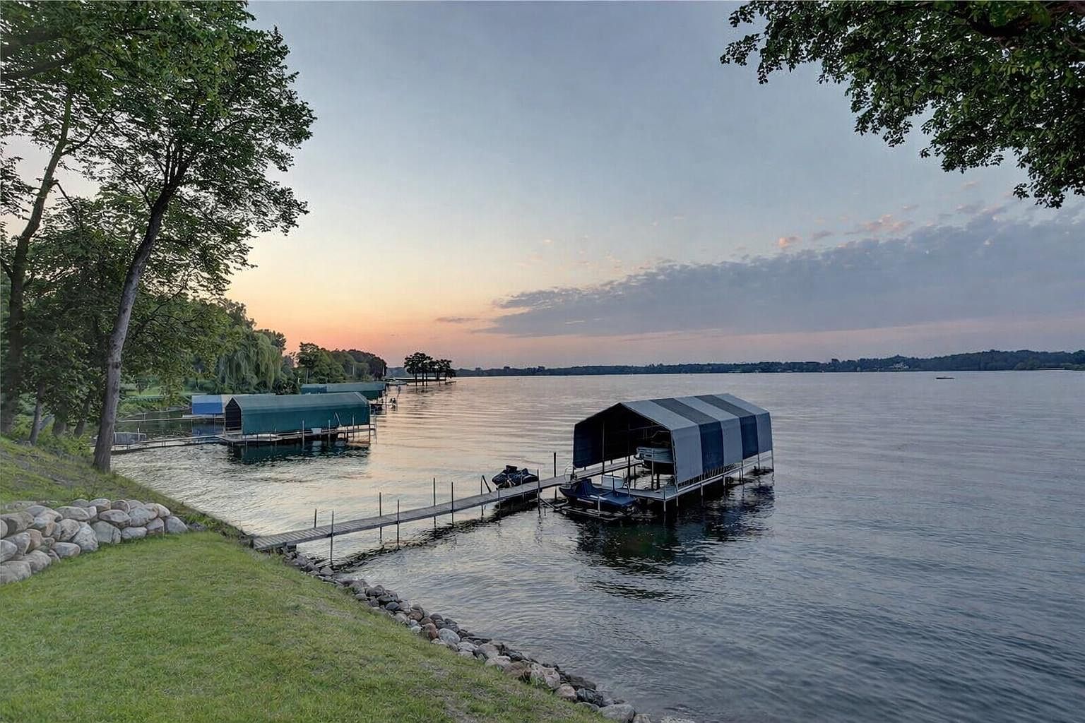 2625 Woodbridge Rd, Minnetonka Beach, MN 55391 | Zillow