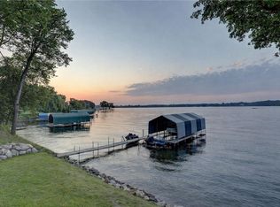 2625 Woodbridge Rd, Minnetonka Beach, MN 55391