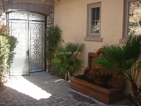 4th image of 2 Avenida Casatino