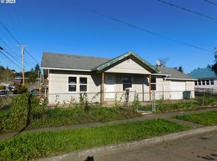 1403 Doborout St, Myrtle Point, OR 97458