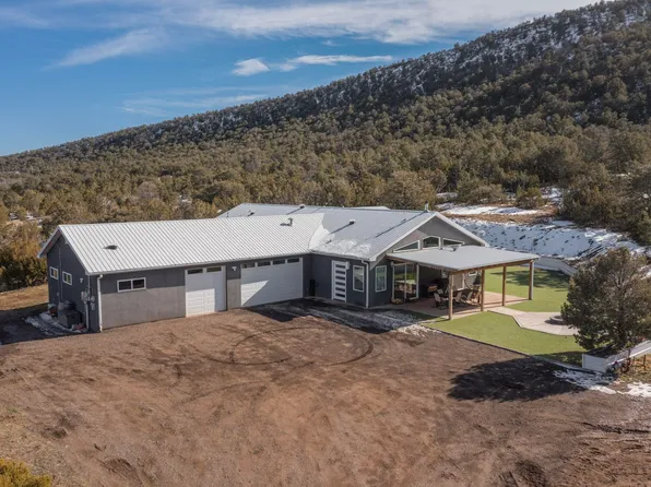 101 Pine Ridge Rd, Sandia Park, NM 87047