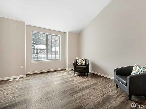 5th image of 22907 56th Ave E