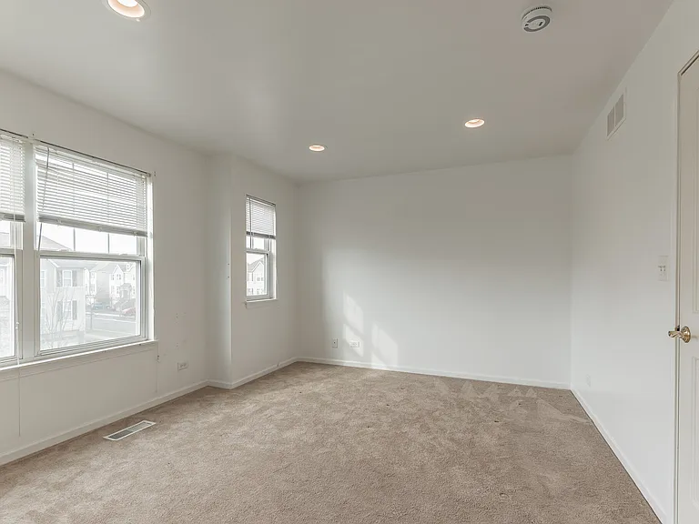 3379 Bradbury Cir — Photo 9