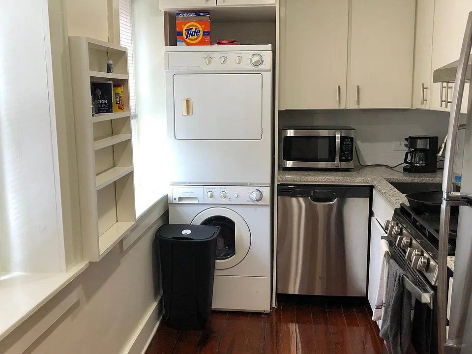 New kitchen with all new appliances