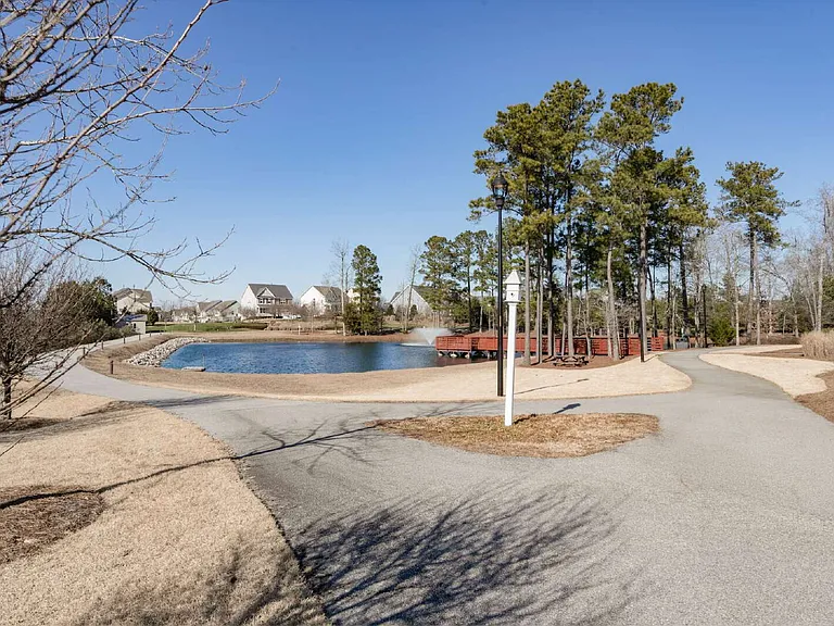 2127 Big Falls Dr — Photo 39