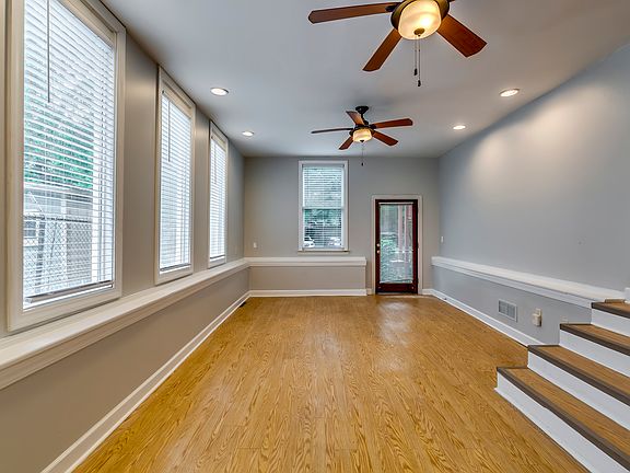 3rd image of 523 Boulevard Se #B