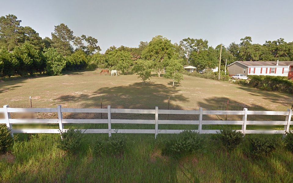 2nd image of 10827 Creekside Dr E