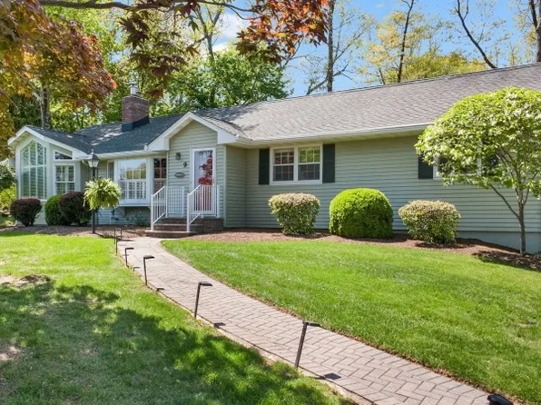 9 Cross Rd, Hanover Twp., NJ 07950