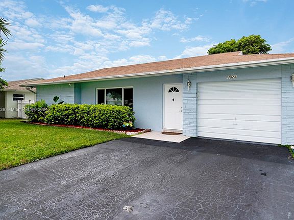 2nd image of 8025 NW 93rd Ave