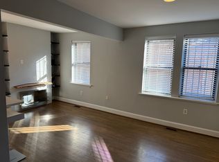 661 Morris Pl NE APT 3, Washington, DC 20002