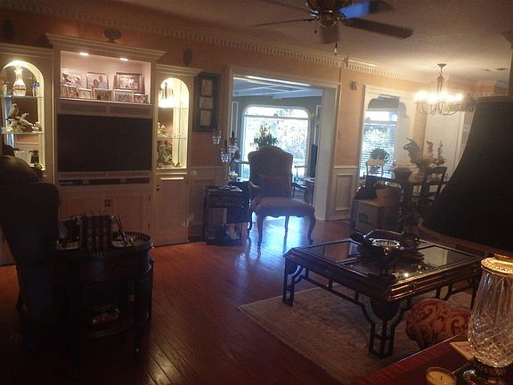 4th image of 5814 Turtle Creek Dr