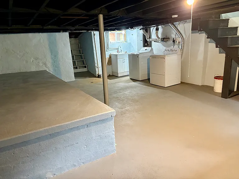 7 Crestwood Pl — Photo 13