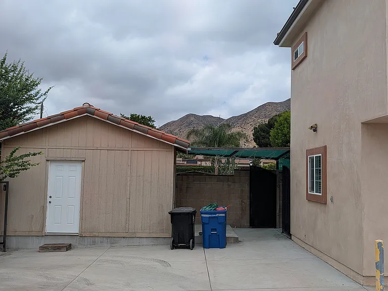 13715 Fellows Ave — Photo 19