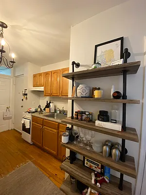 Rented by Oxford Property Group | media 19