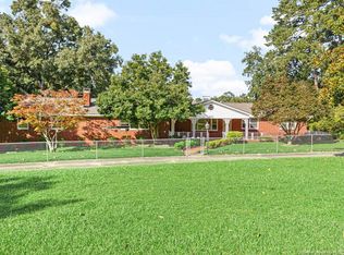 4049 Rosehill Rd, Fayetteville, NC 28311