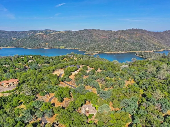 5085 Lake Forest Dr, Loomis, CA 95650