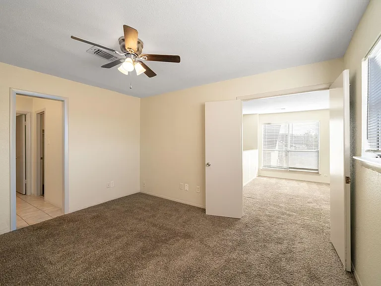 7847 Green Lawn Dr #7847 — Photo 16
