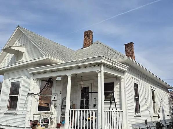 724 W Water St, Piqua, OH 45356