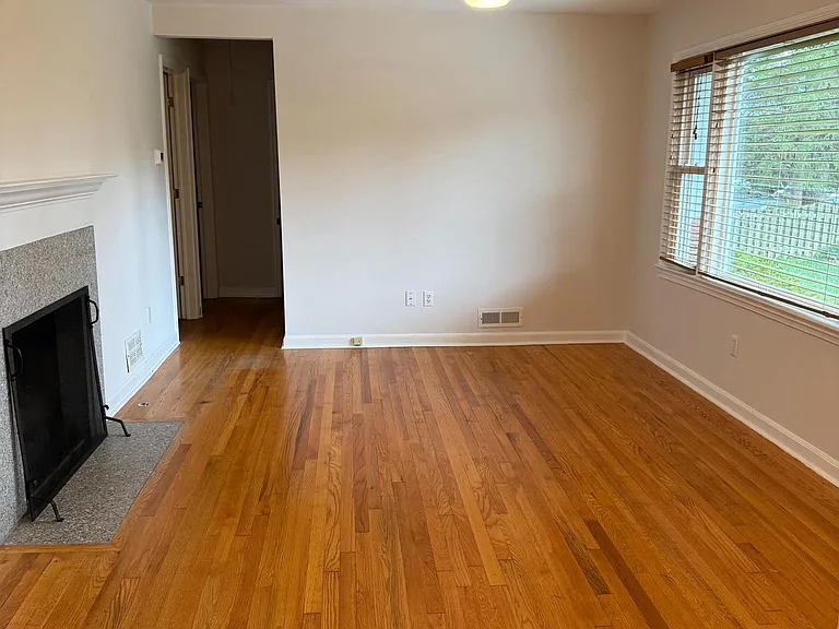 7915 Fairfax Rd — Photo 2