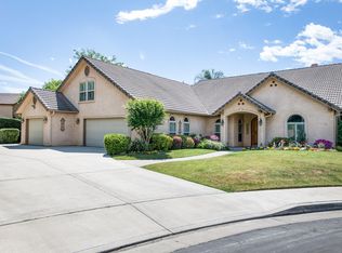4907 W Lakewood Court, Visalia, CA