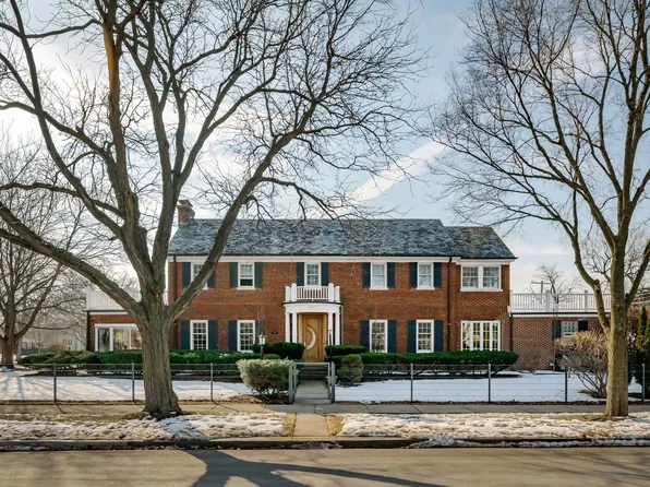 1047 Fair Oaks Ave, Oak Park, IL 60302