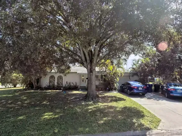 110 58th Ave N, Saint Petersburg, FL 33703
