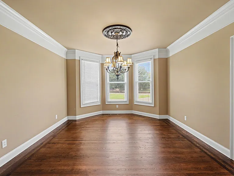 5280 Murray Ln — Photo 8