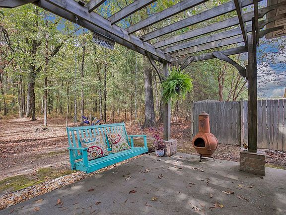 2nd image of 947 Meriweather Dr